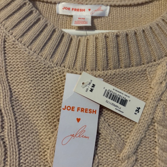 Joe Fresh Jillian Harris sweater - Picture 3 of 4